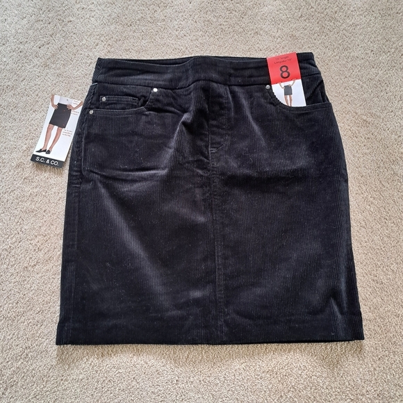 S.C. & Co Ladies Corduroy Skirt Womens Size 8 Pull On Black Cord Skirt  NWT - Picture 10 of 12